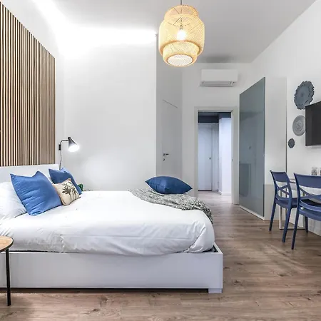 Stayeasy Quadronno33 - 3 Bedrooms, 2 Baths - Duomo Walking Distance Lägenhet