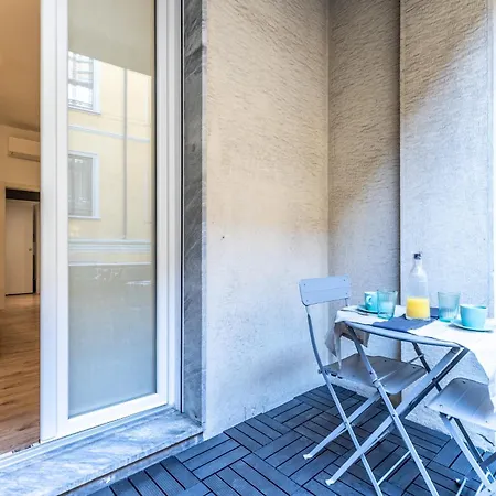 Stayeasy Quadronno33 - 3 Bedrooms, 2 Baths - Duomo Walking Distance Lägenhet *