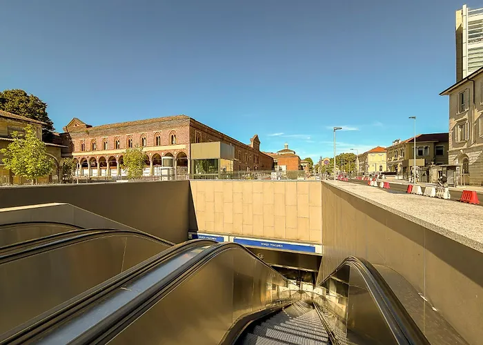 Apartamento Stayeasy Quadronno33 - 3 Bedrooms, 2 Baths - Duomo Walking Distance