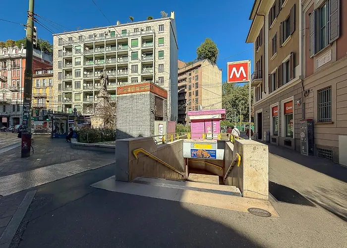 Apartamento Stayeasy Quadronno33 - 3 Bedrooms, 2 Baths - Duomo Walking Distance *